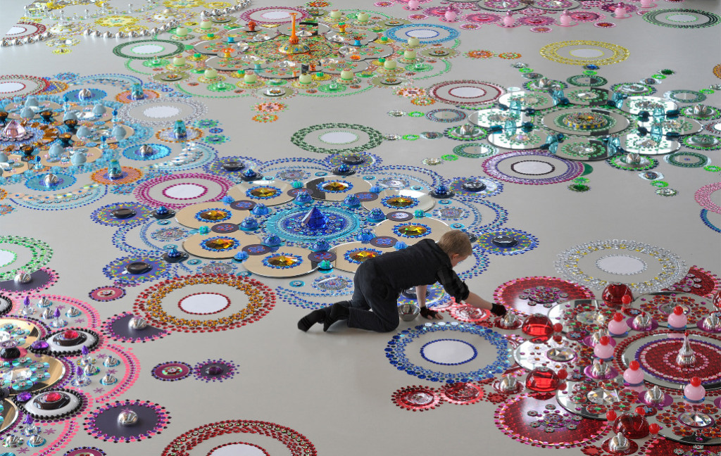 arte-com-mandalas-de-vidro-por-suzan-drummen