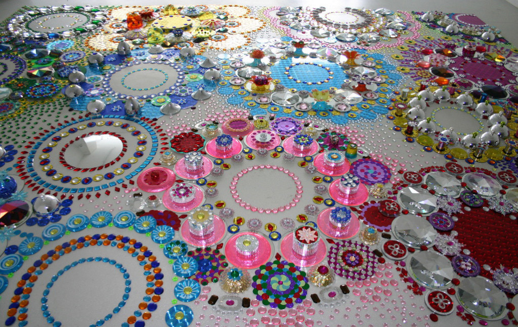 arte-em-mandalas-de-cristal-por-suzan-drummen